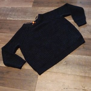 Cable knit sweater